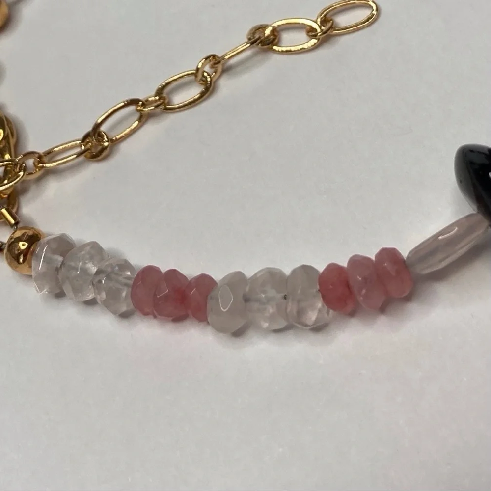 Desert Beads striking artisan